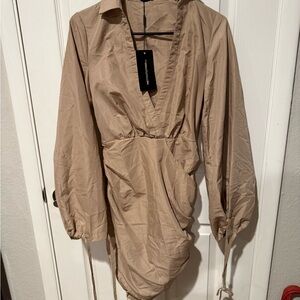 Pretty Little Thing Tan Long Sleeve Ruched Dress Sz 2